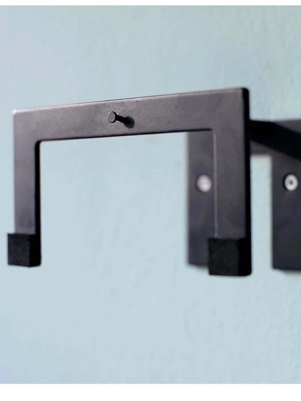 New Pottery Barn Steel Frame Risers - Matte Black Finish (Lot of 4)